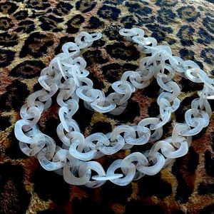 Sassy Jones White Zaria